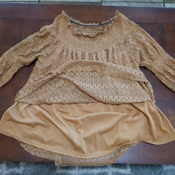 She + Sky Size Small Harvest Orange Smocked  Off Shoulder Neckline Top - Picture 2 of 9